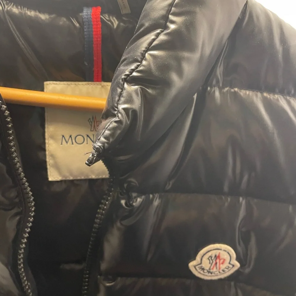 💫MONCLER VEST💫 - Picture 3 of 4